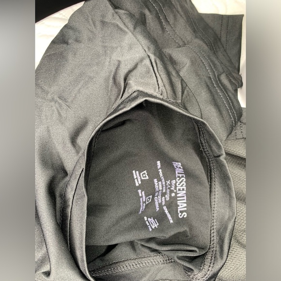 Boy's set - Picture 3 of 5